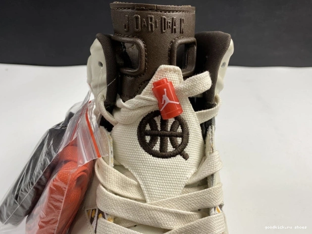 6 Retro AIR (2020) Quai54 Sail Jordan CZ4152-100 Brown 0819